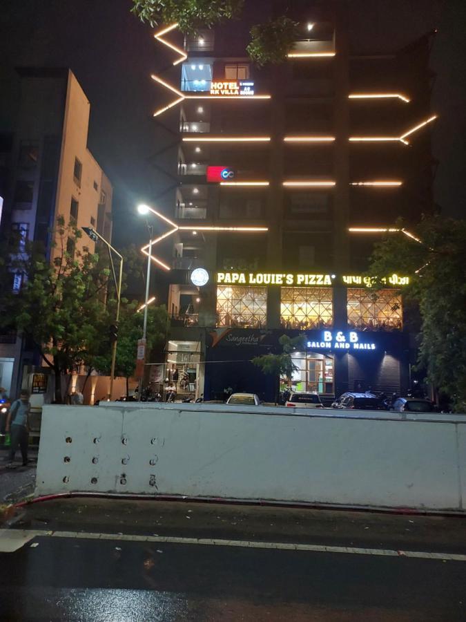 Hotel R K Villa アーメダバード エクステリア 写真